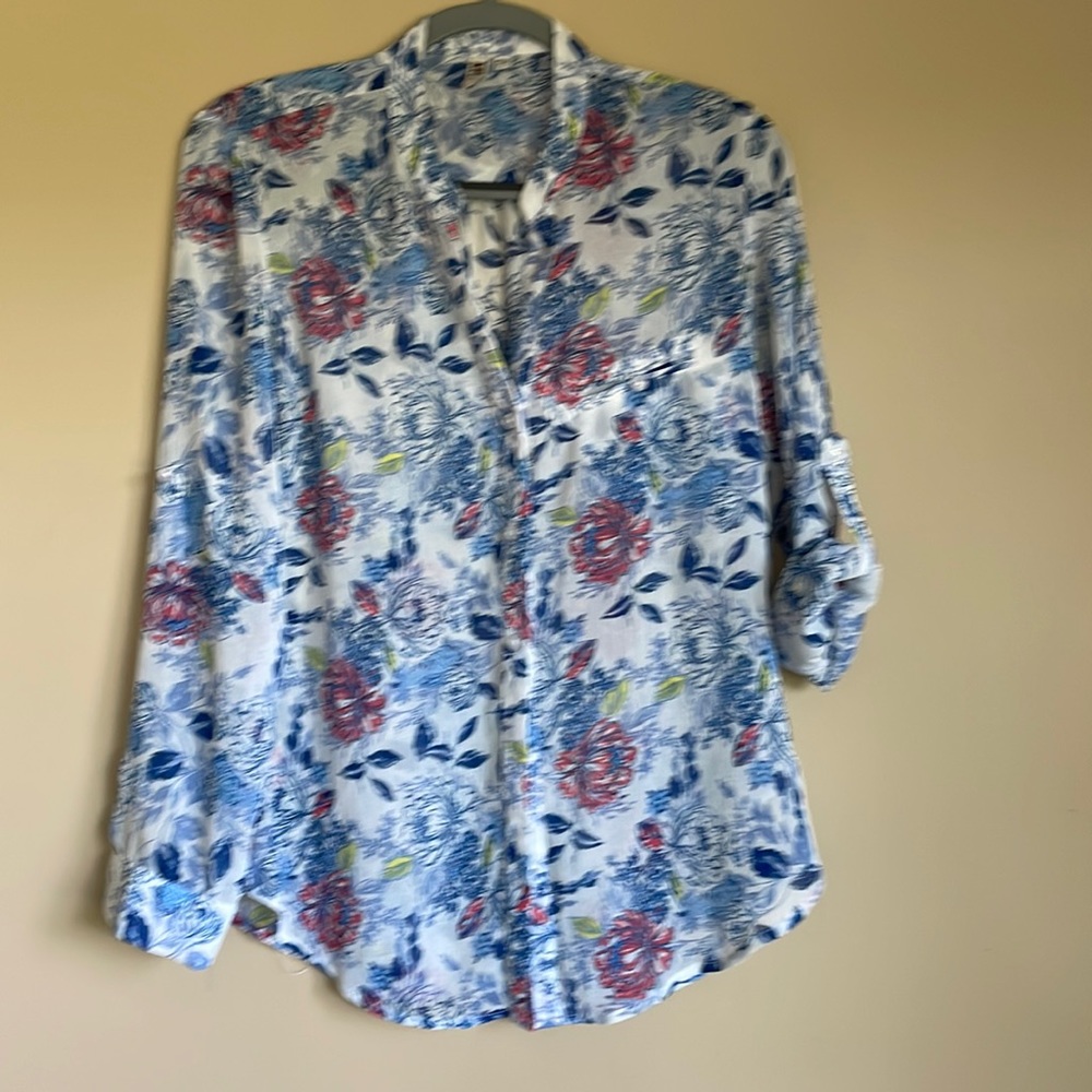 Kut from the cloth lightweight blouse. Pale blue with navy and red.